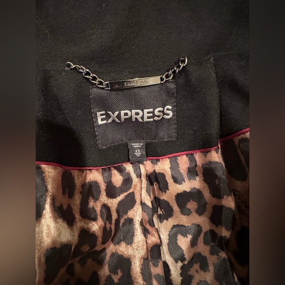 Express - Picture 10 of 10